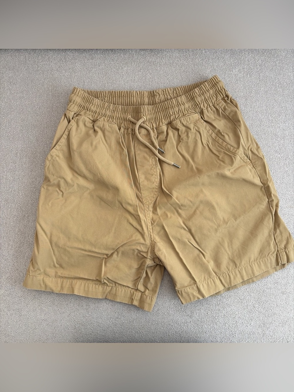 Men's Casual Drawstring Shorts in Tan